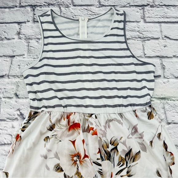 Striped Floral Jumpsuit XL White Multi Color Tank Wide Leg Casual Knit - Picture 2 of 10
